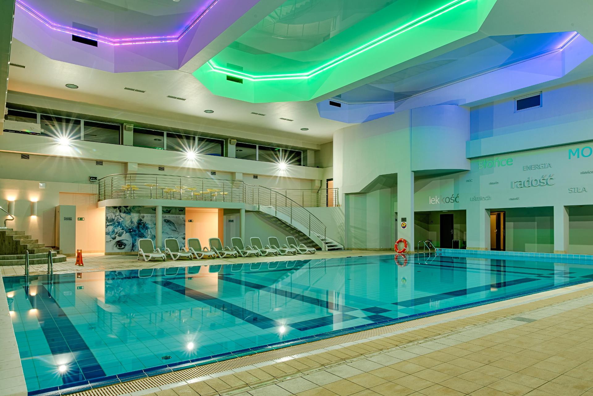 Vista Piscina Falenty Biznes i Wypoczynek
