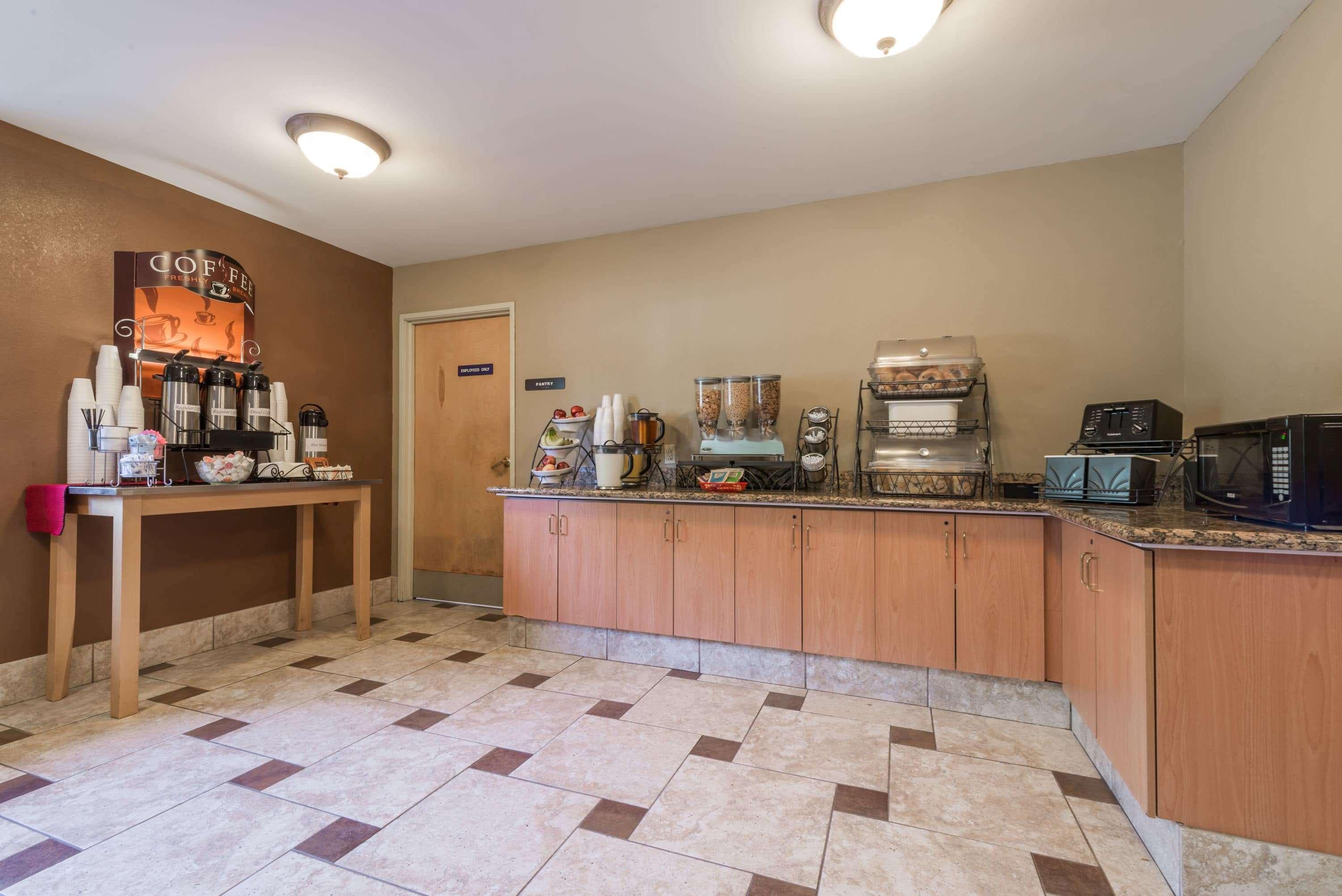 Restaurant Microtel Inn & Suites by Wyndham West Chester