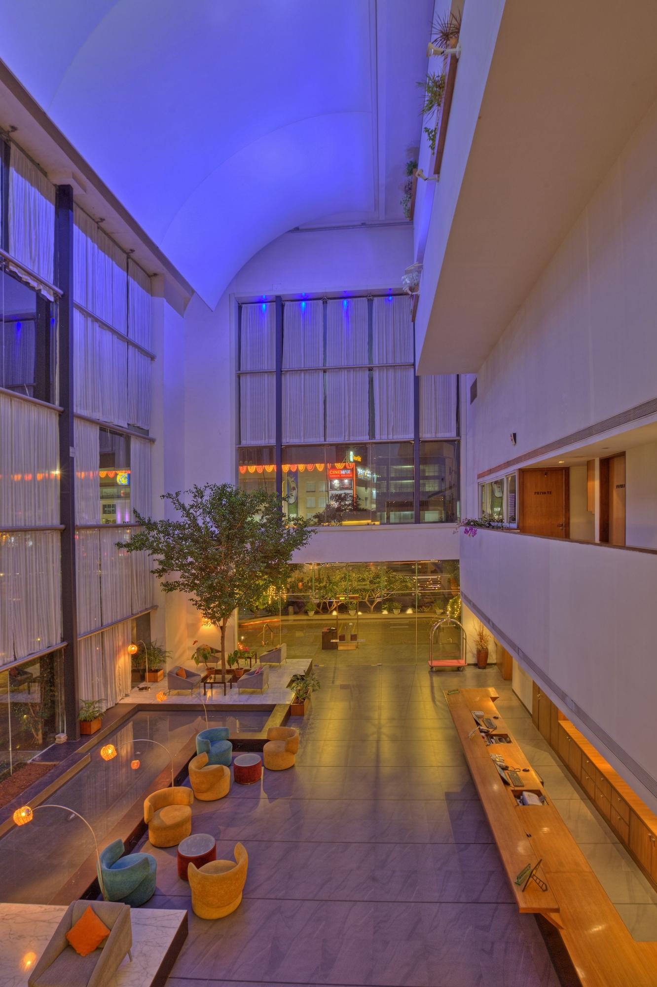 Vista Lobby Hotel Parc Estique
