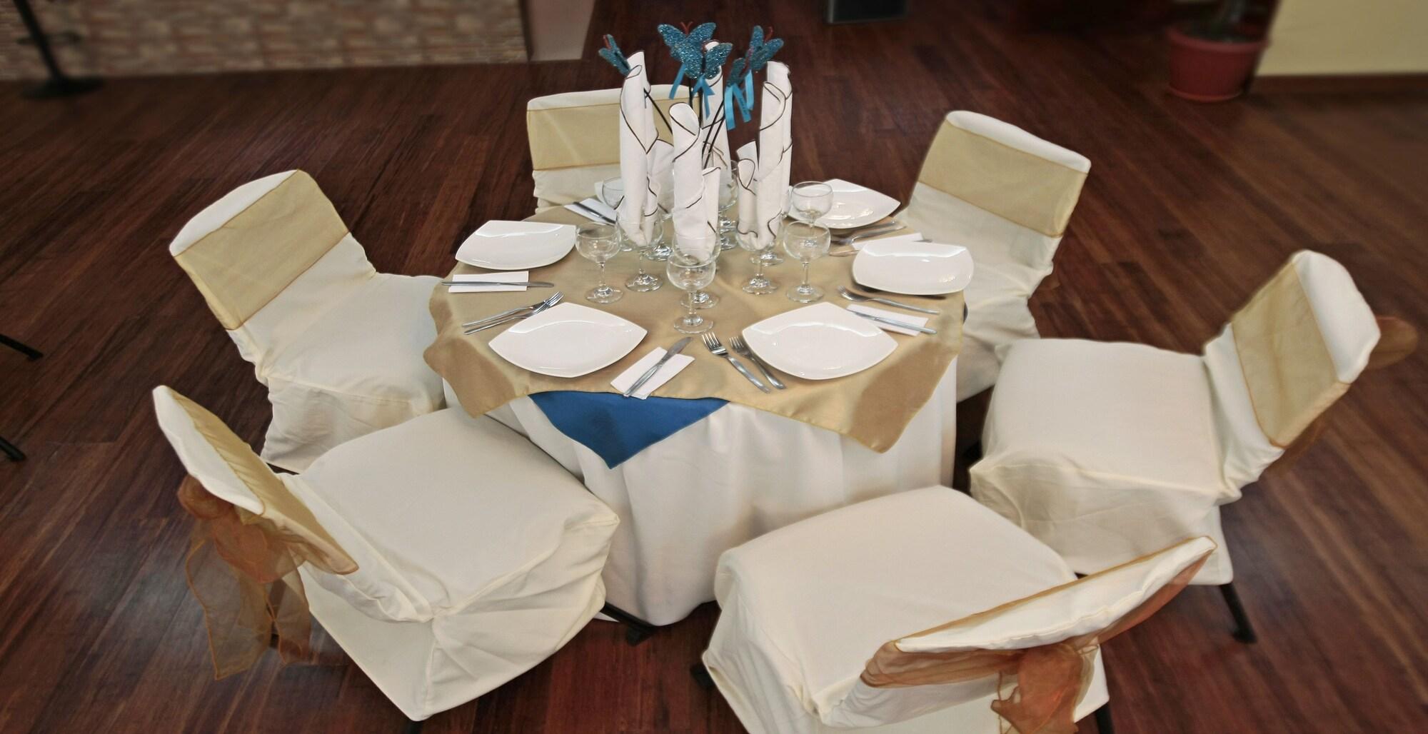 Salón de Baile Hotel El Auca