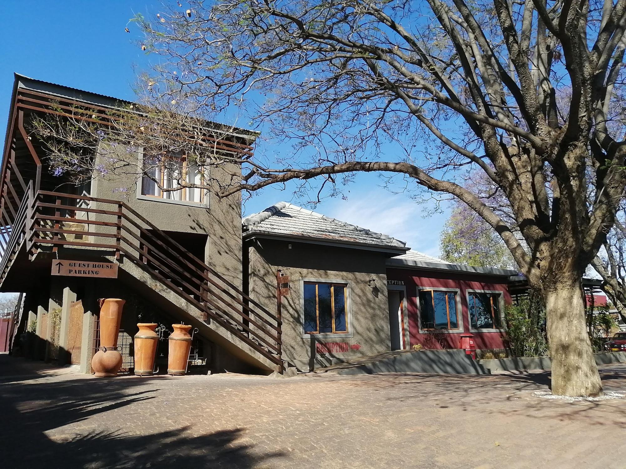 Vista Exterior Windhoek Gardens Boutique Hotel