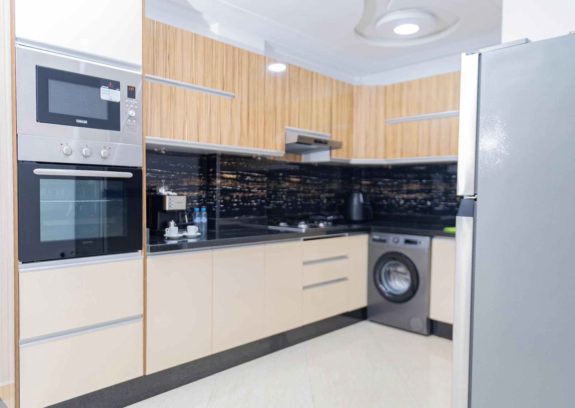 Equipamiento de Habitación Golden Sky Home