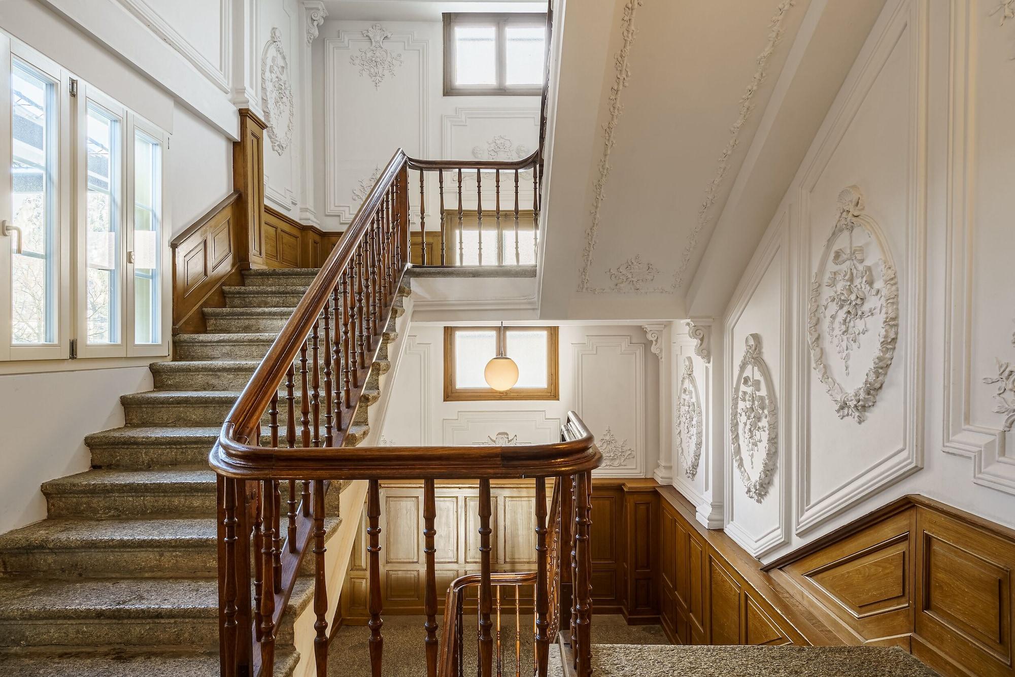 Varios Backpackers Villa Sonnenhof - Hostel