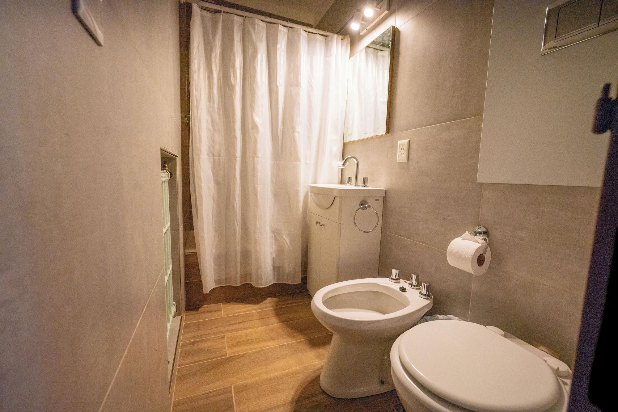 Equipamiento de Habitación Hotel Dinko