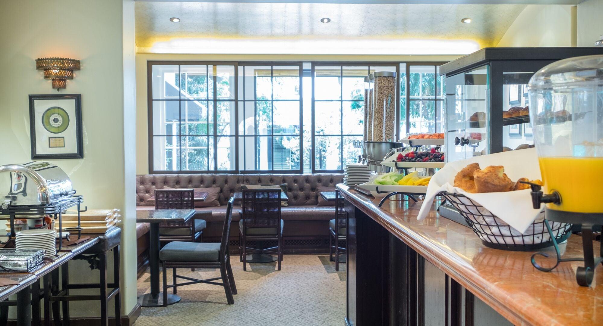 Restaurant Cypress Inn