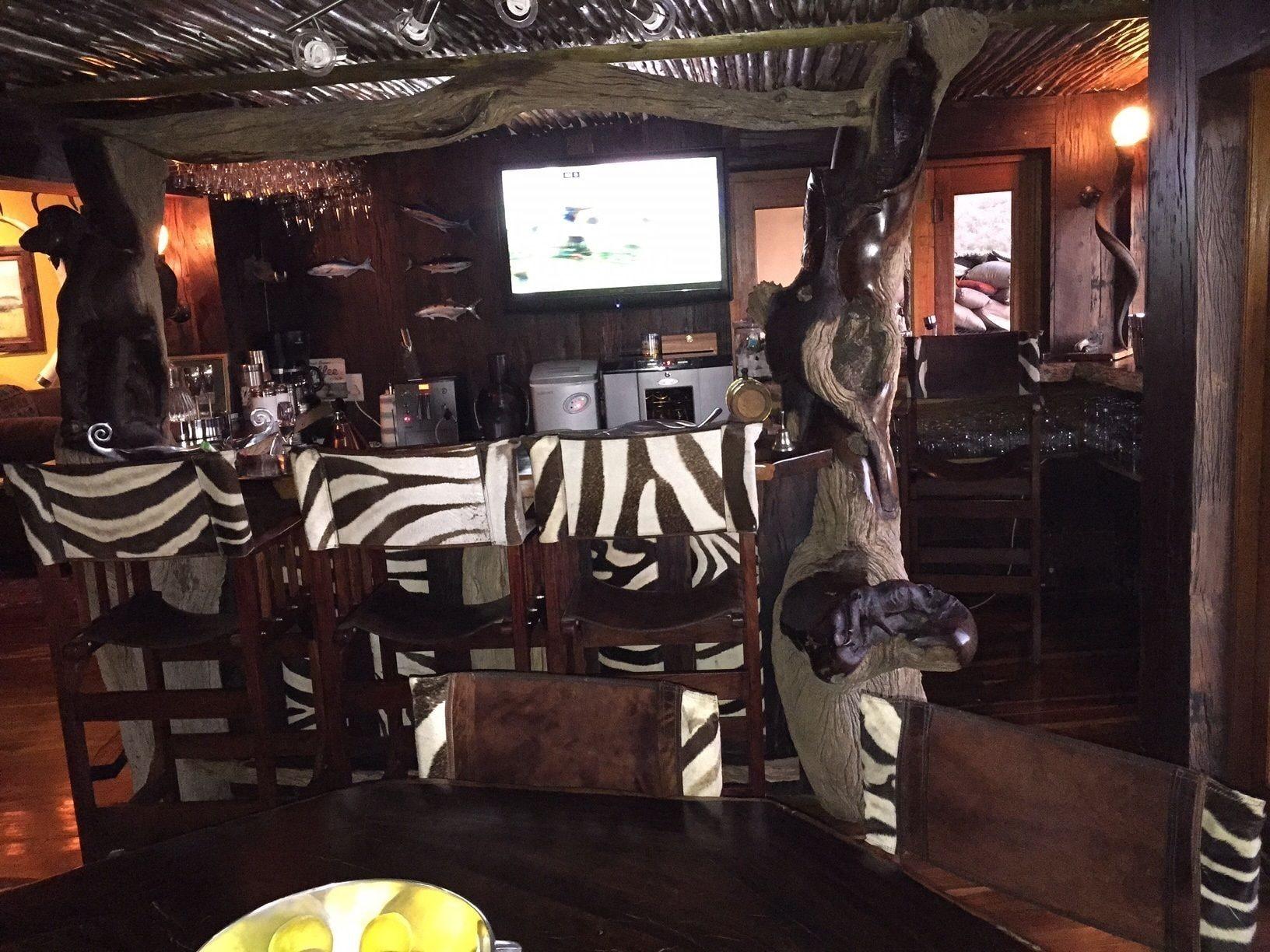 Bar/Salón Phumelelo Lodge