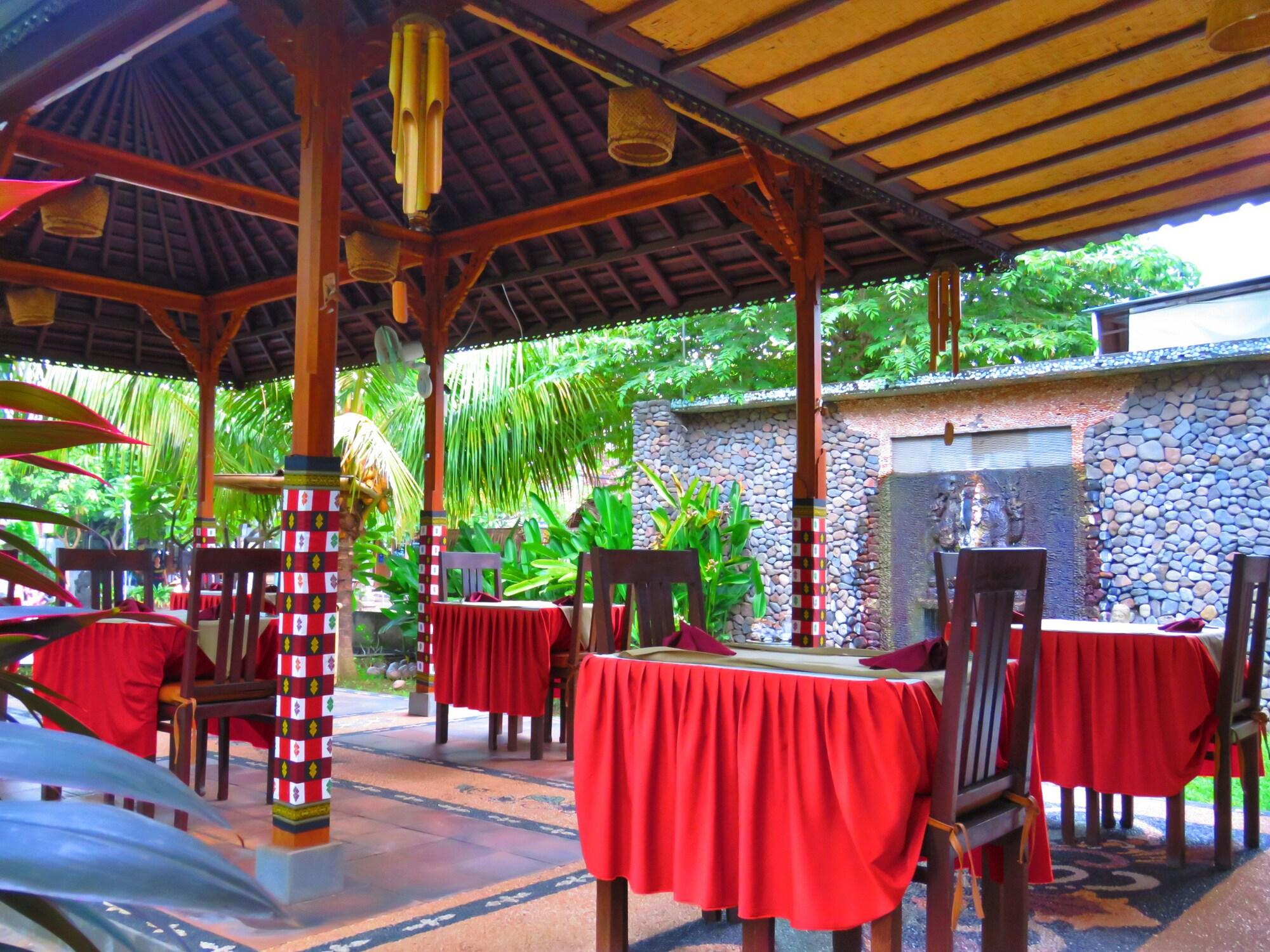 Restaurant Suka Sari Cottages