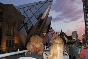 Actividad - Discover Toronto Downtown: Double Decker Night Tour