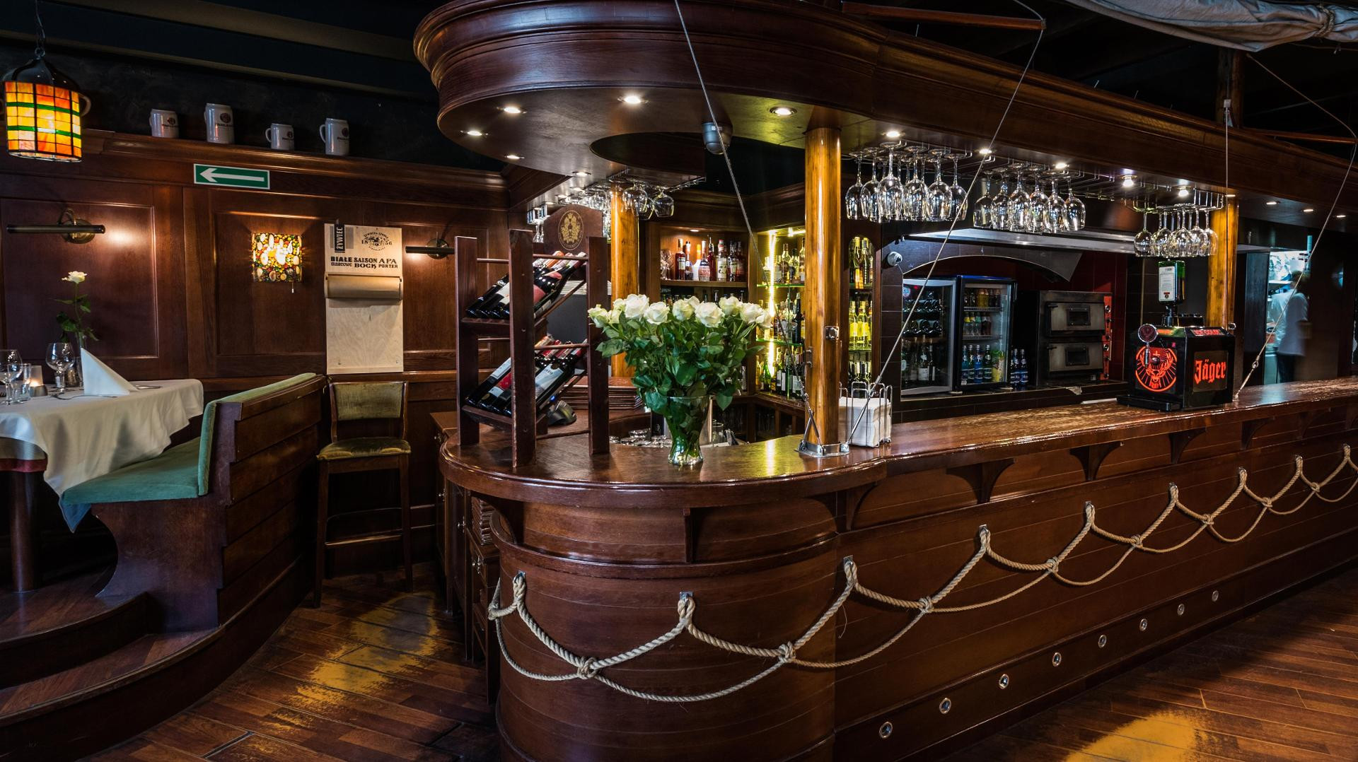 Bar/Salón Holland House Residence Old Town