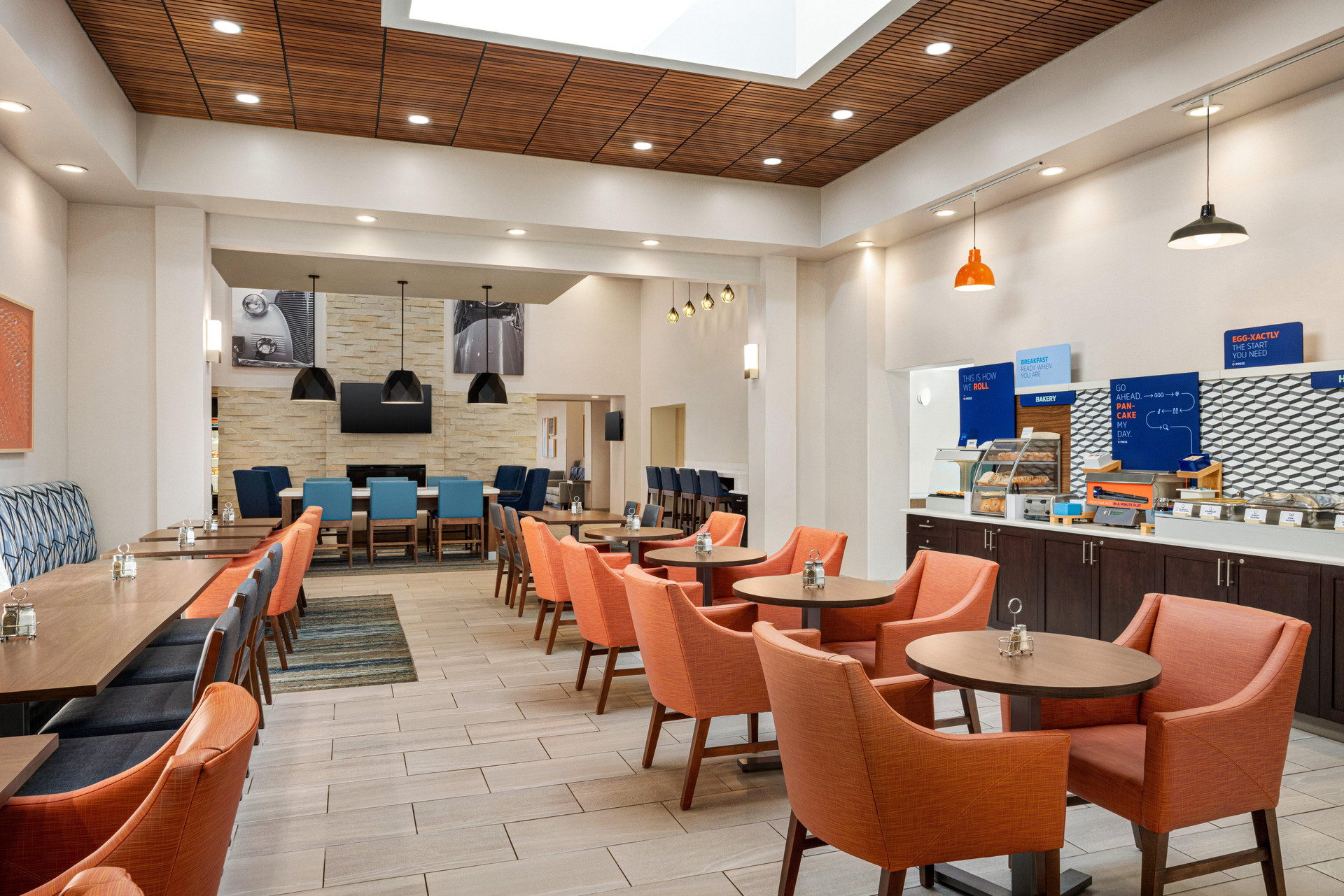 Restaurant Holiday Inn Exp & Sts Indianapolis W- Airport Area