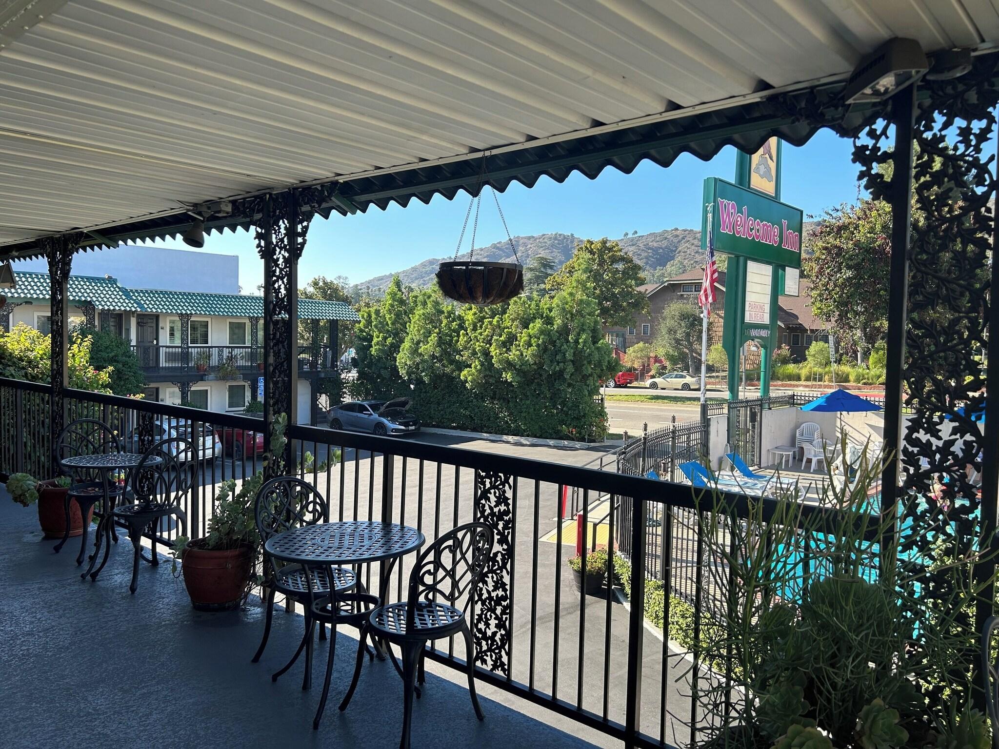 Varios Welcome Inn on Colorado Blvd