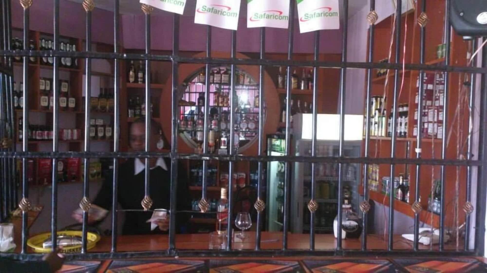 Bar/Salón Legacy Star Hotel Chuka