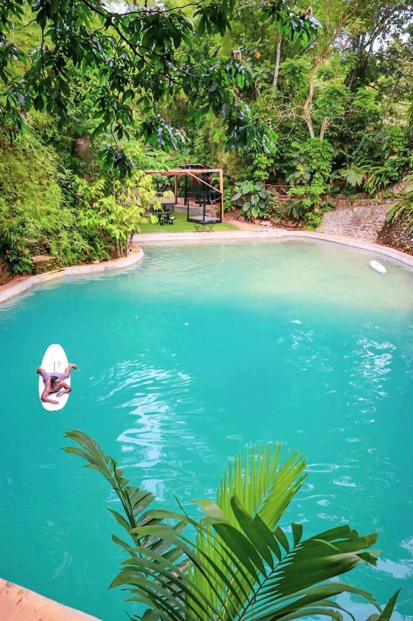 Varios Samanatropicalvillage