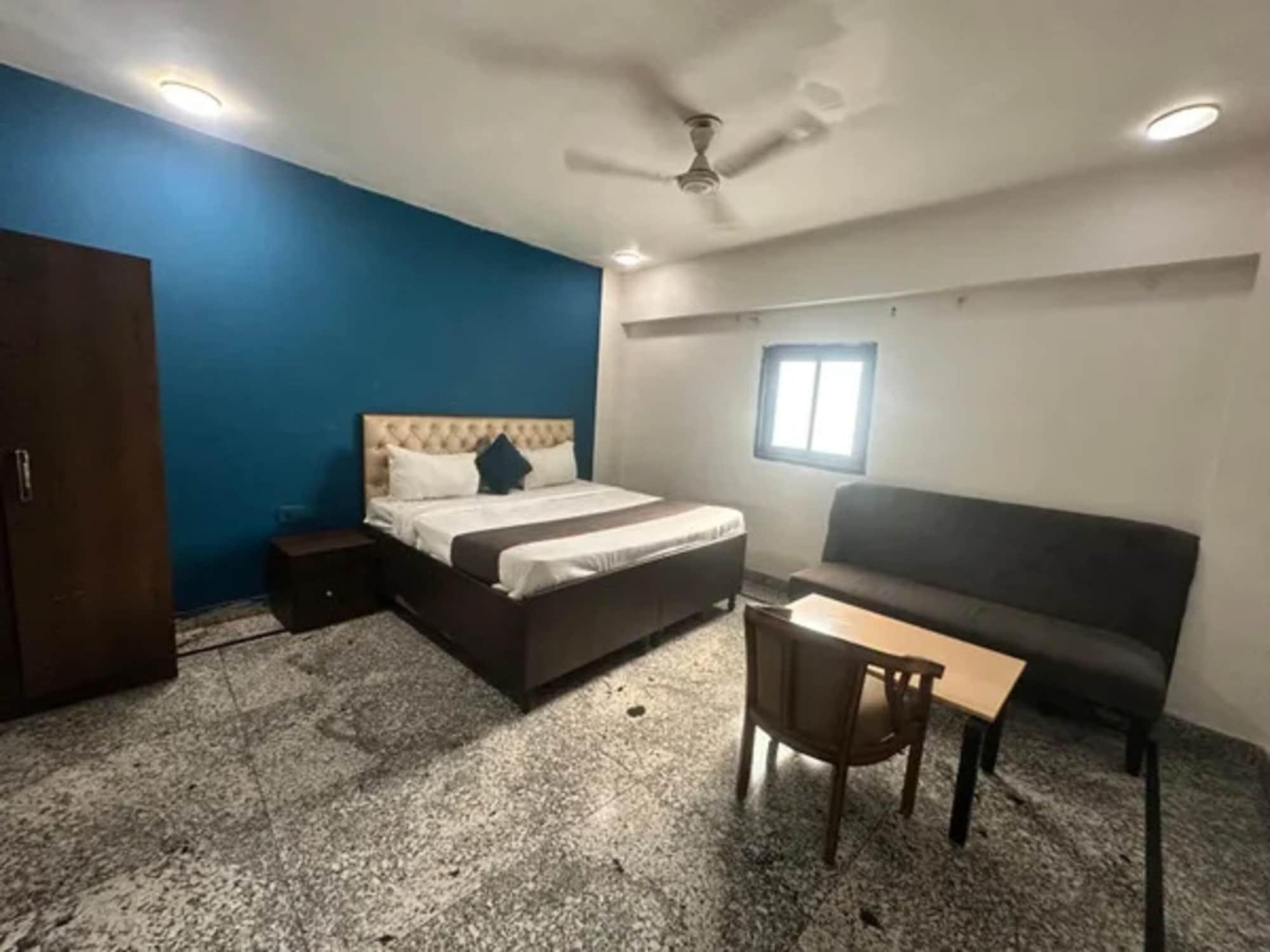 Varios Fabhotel Wamson