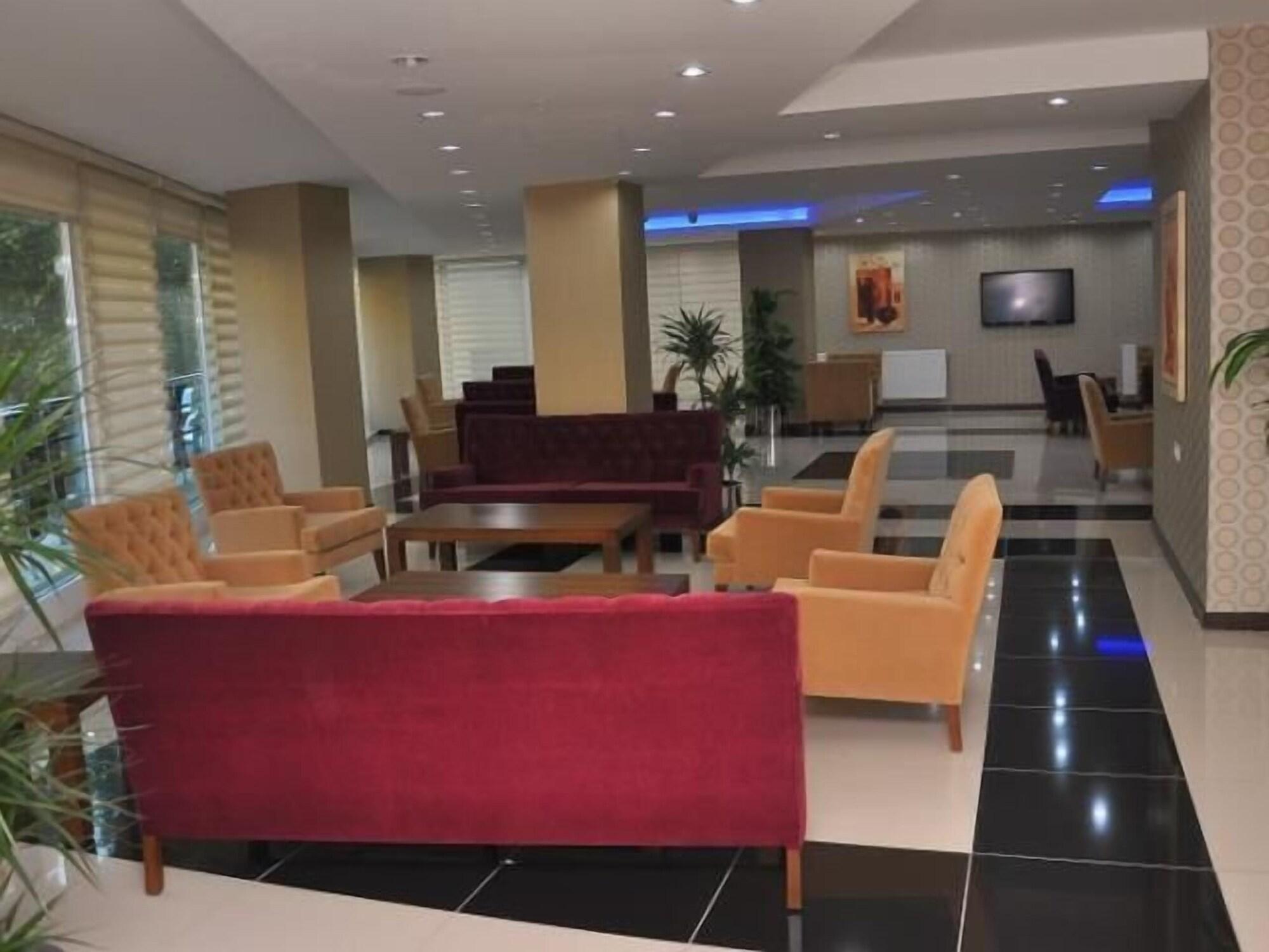 Vista Lobby Savis Otel