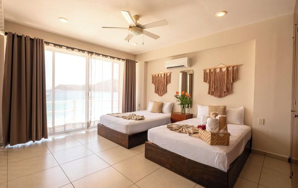 La Playa Suites Hotel Ocean Front