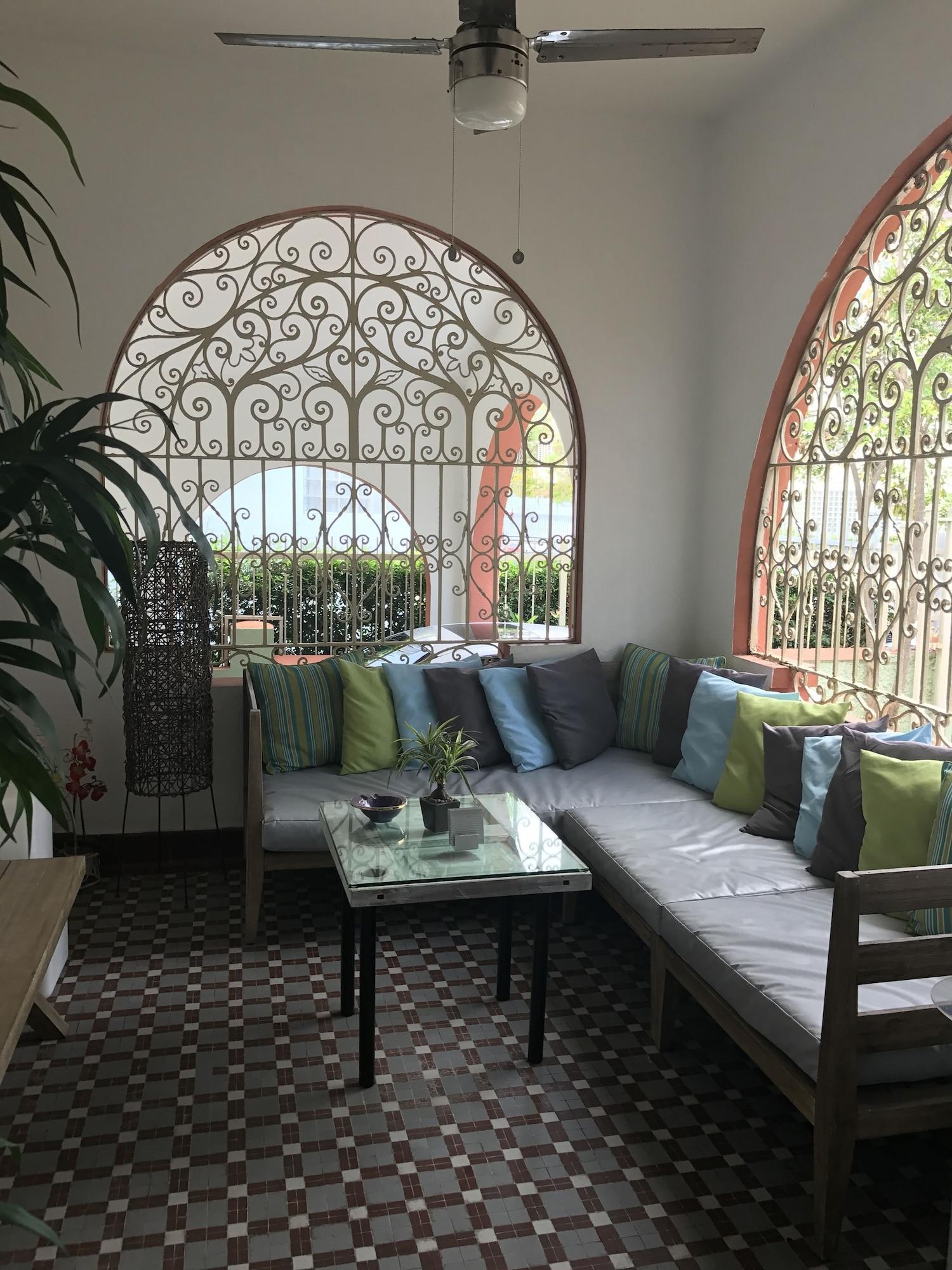 Vista Lobby Casa Isabel Bed & Breakfast