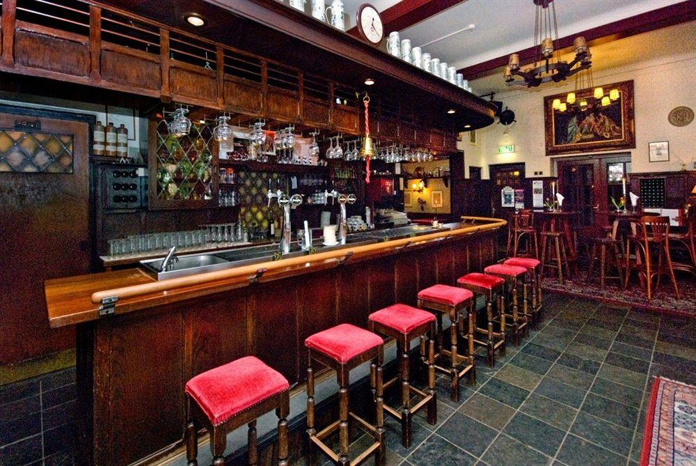 Bar/Salón Hotel De Kroon
