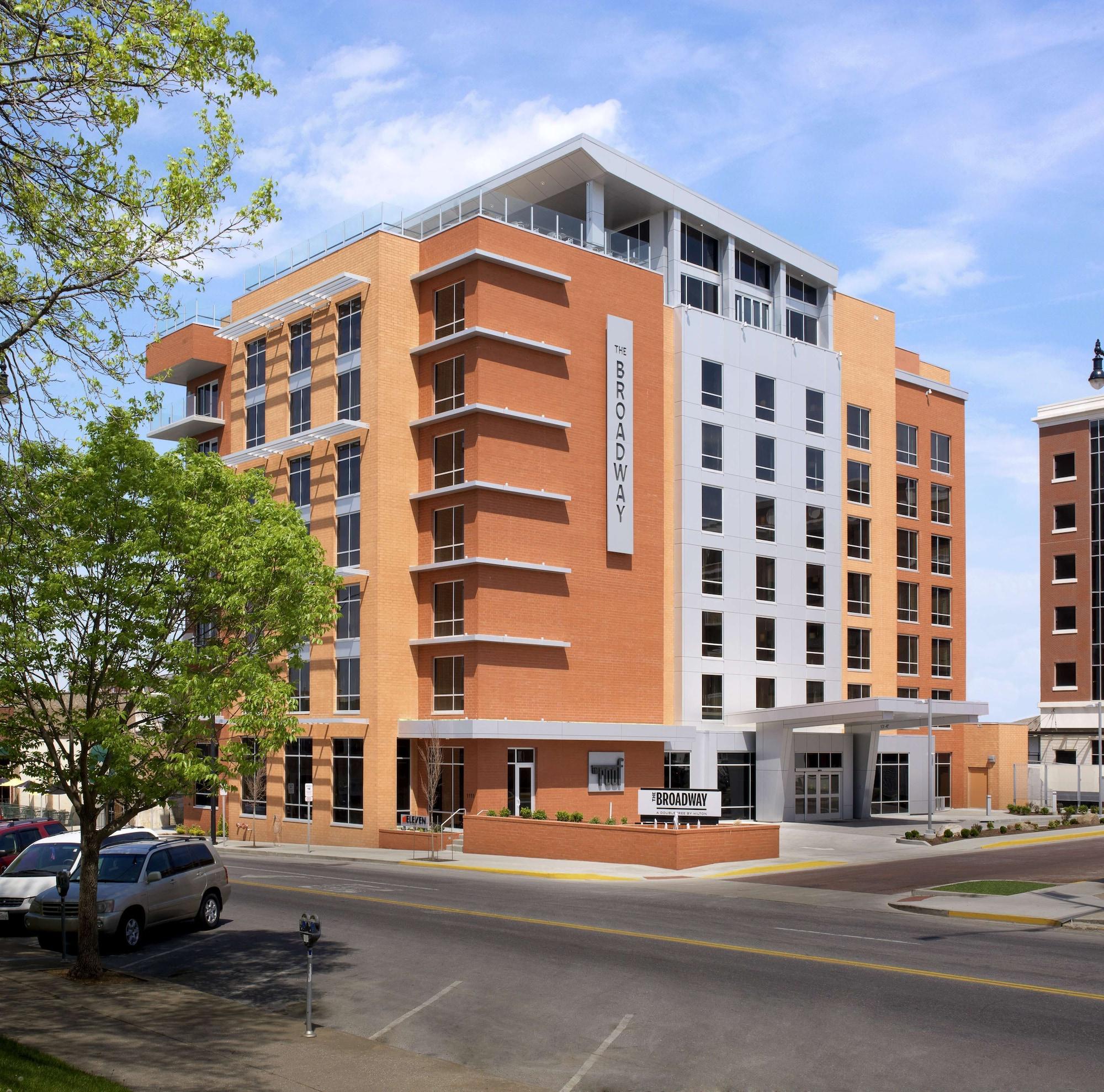 Vista Exterior The Broadway Columbia - a DoubleTree by Hilton