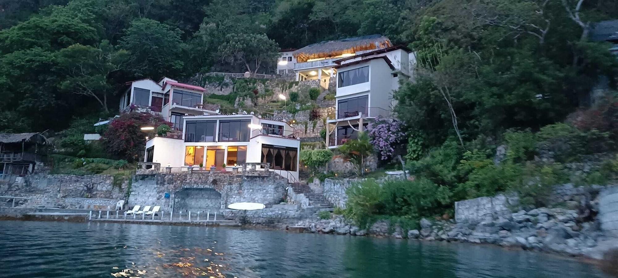 Varios Hotel La Villa de los Dioses