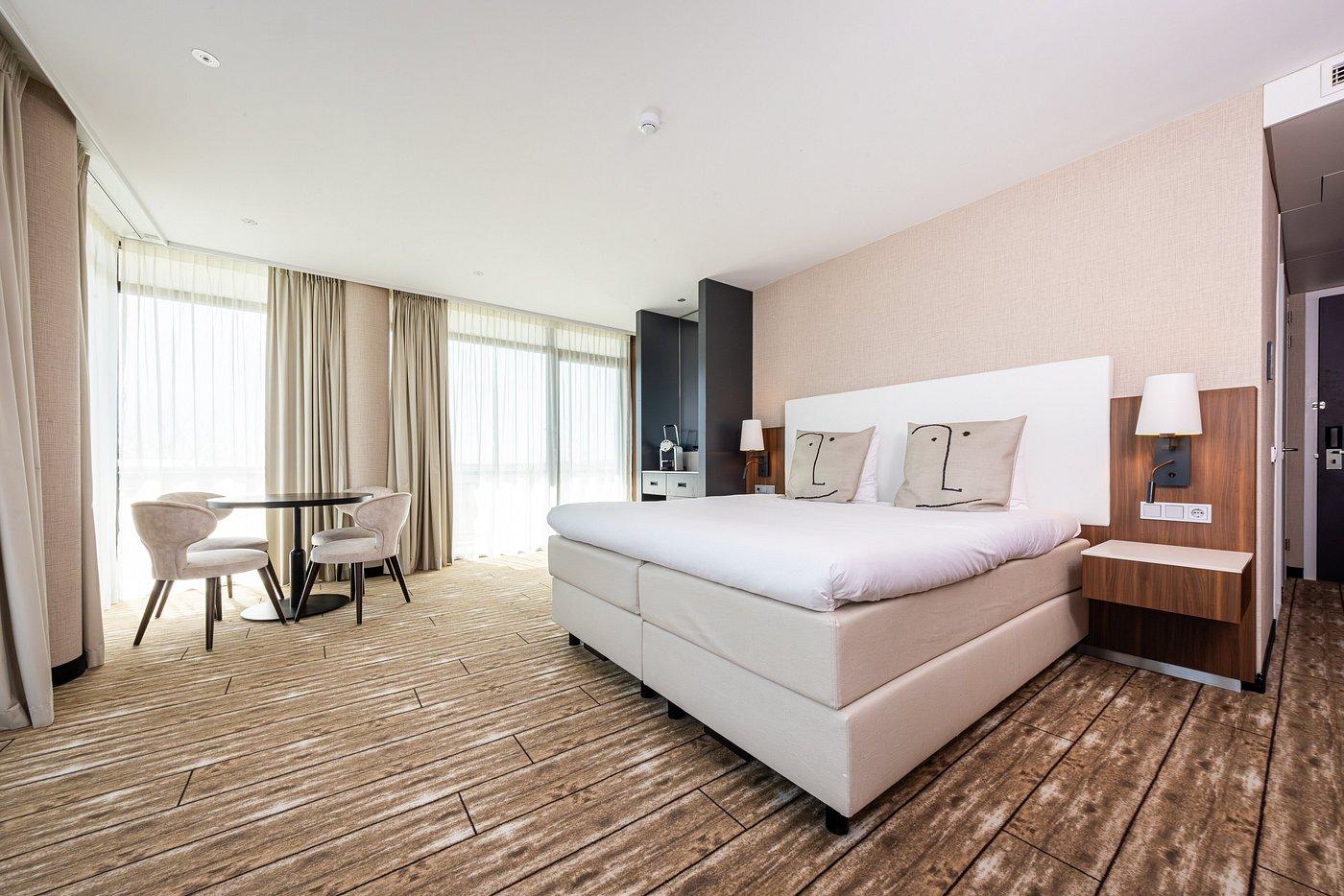 Vista Exterior Van der Valk Hotel Schiphol