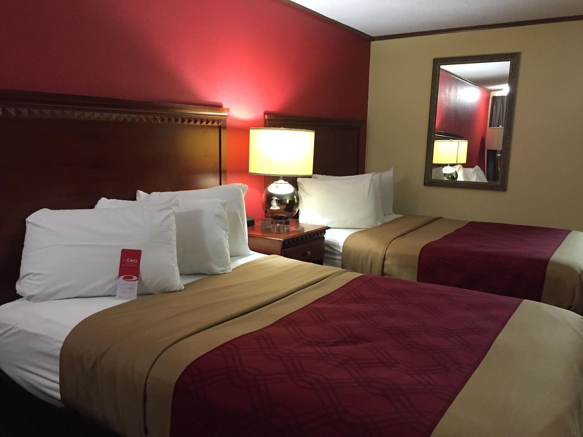 Habitación Econo Lodge Norwalk