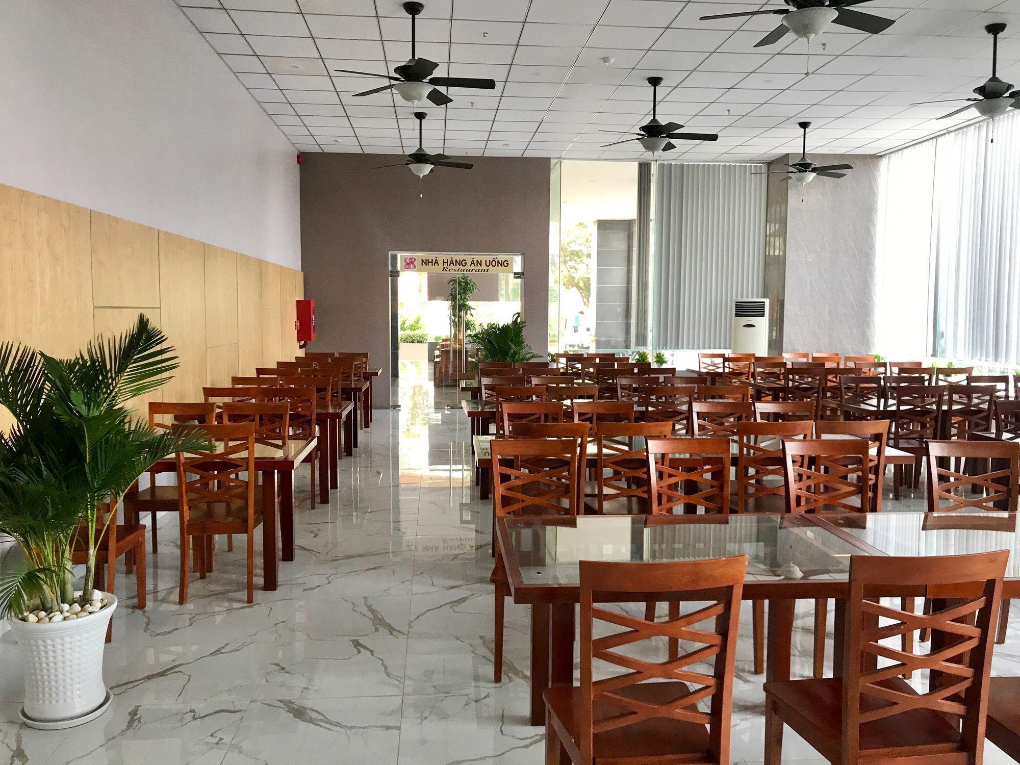 Restaurant Premium Beach Hotels & Apartments