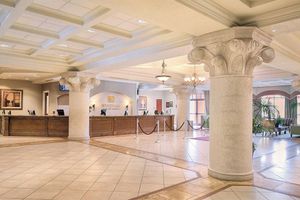 Alquiler Vacacional - 2BR &2BA deluxe in Disney gates, Parks Shuttle, 5 Pools/Lazy River, Full kitchen