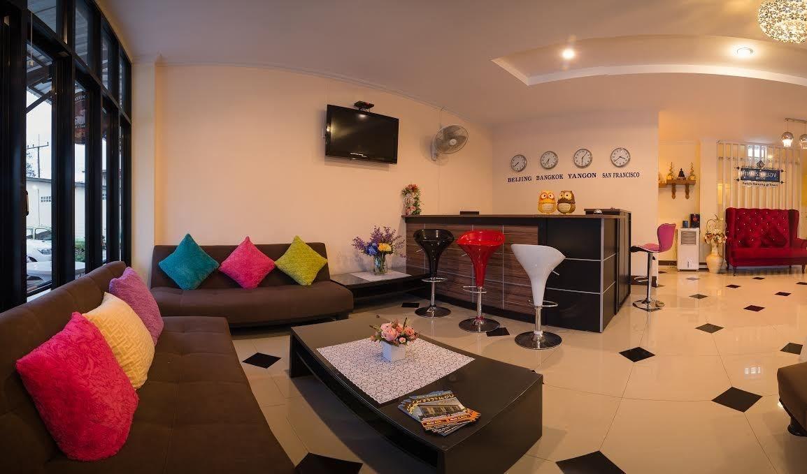 Vista Lobby Petch Ranong at Town