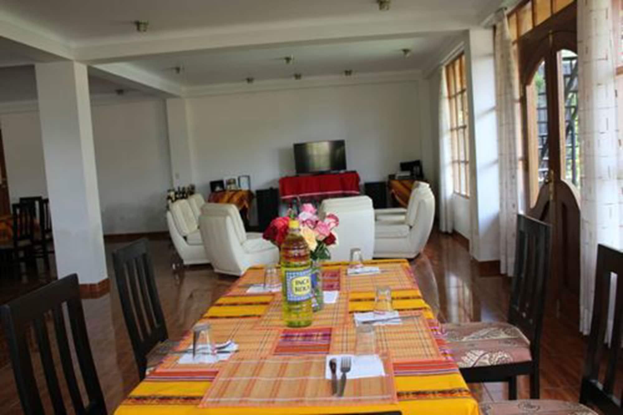 Restaurant Pakareq Tampu Guest House