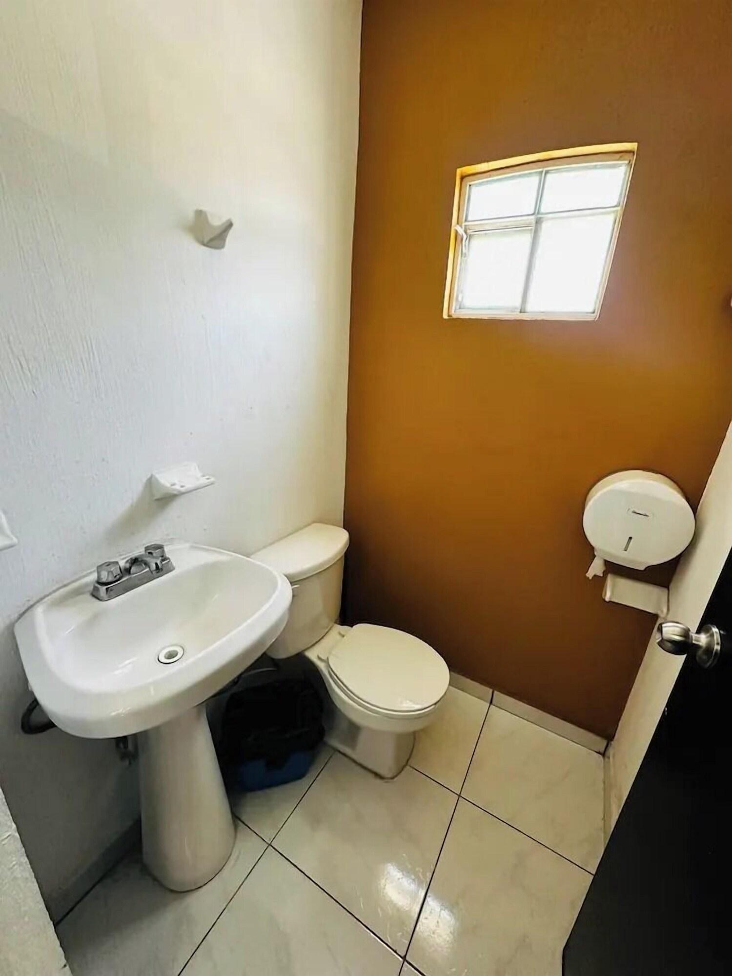 Equipamiento de Habitación Casa Loma Dorada Residencial B