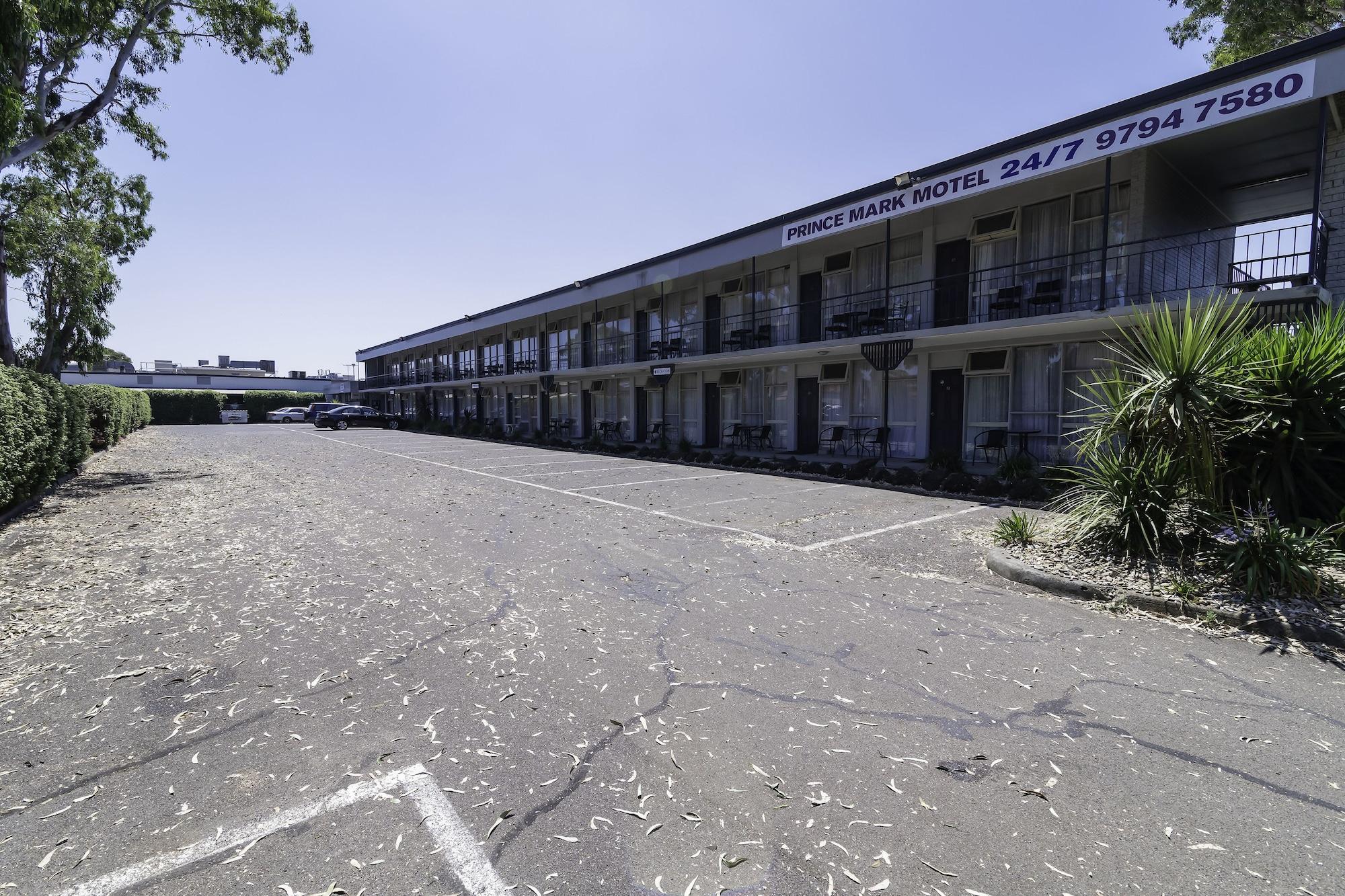 Varios The Prince Mark Motor Inn