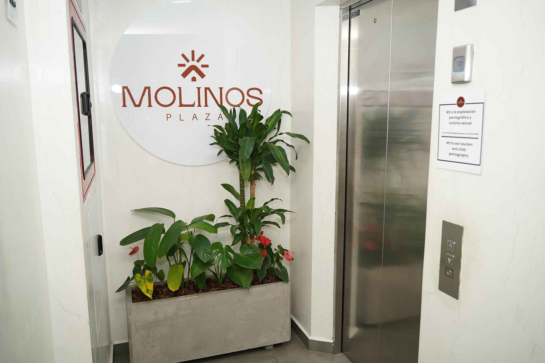 Vista Lobby Hole Molinos Plaza