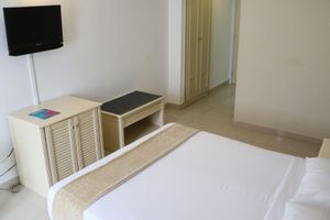 Alojamiento - LeGallery Suites Hotel
