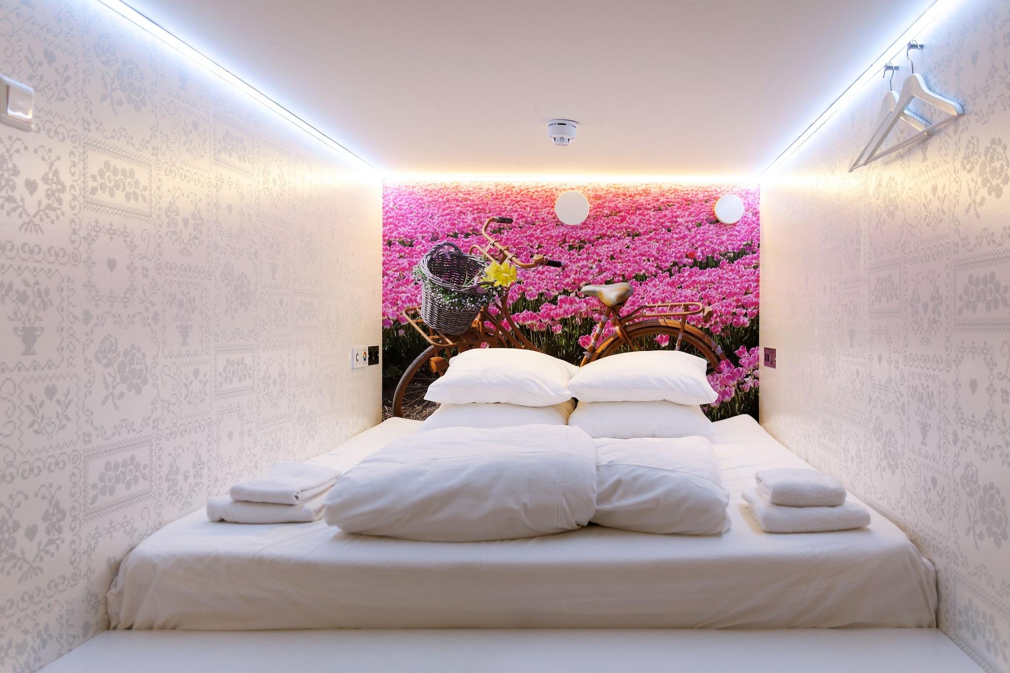 Varios De Bedstee Boutique Capsules