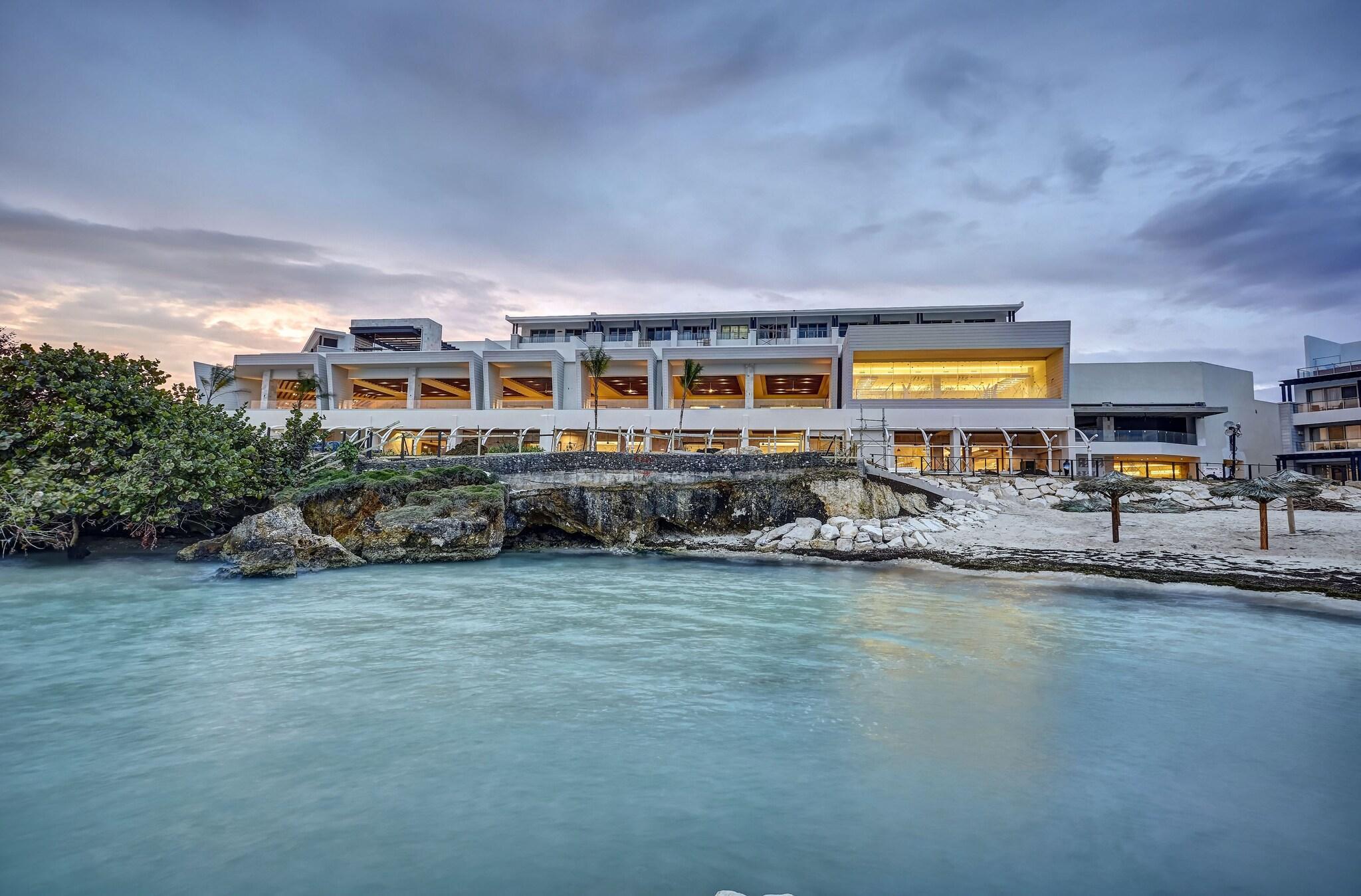 Vista Exterior Hideaway at Royalton Negril - Adults Only AI