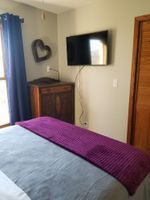 Alquiler Vacacional - Entire house. Bonus Game Rm. Lg yard w/firepit/driveway/garage.