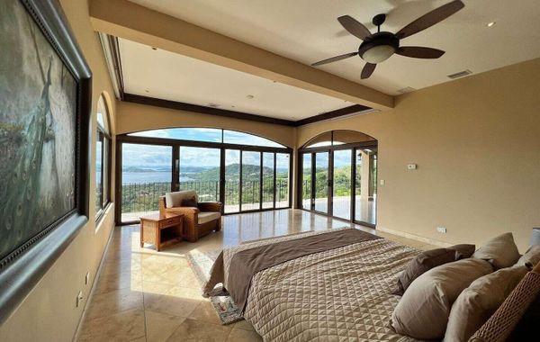 Stunning Ocean View Chateau - Experience it All - Hoteles en Playa Hermosa, Guanacaste: todo incluido, baratos y ofertas