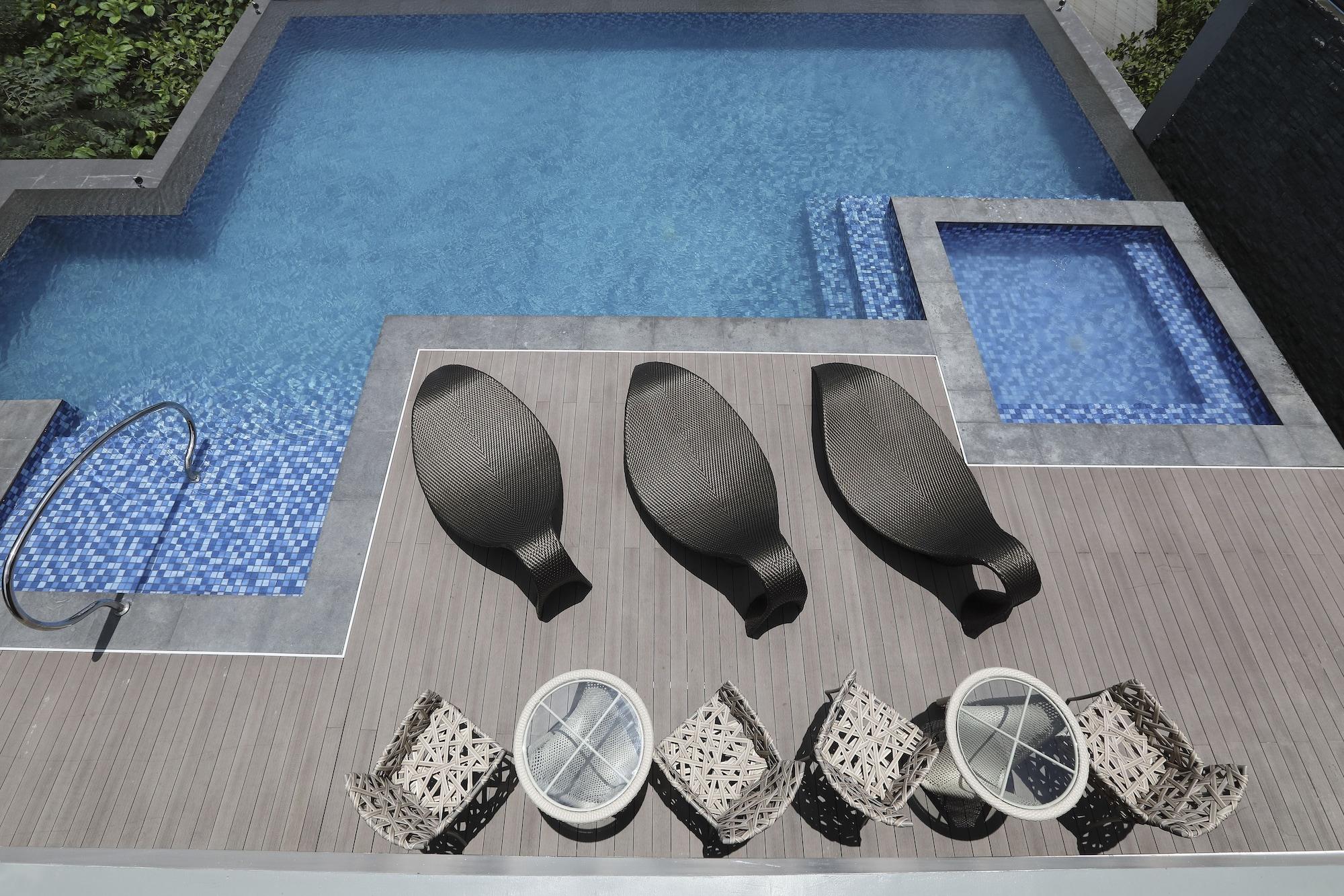 Vista Piscina Lagùn Hotel
