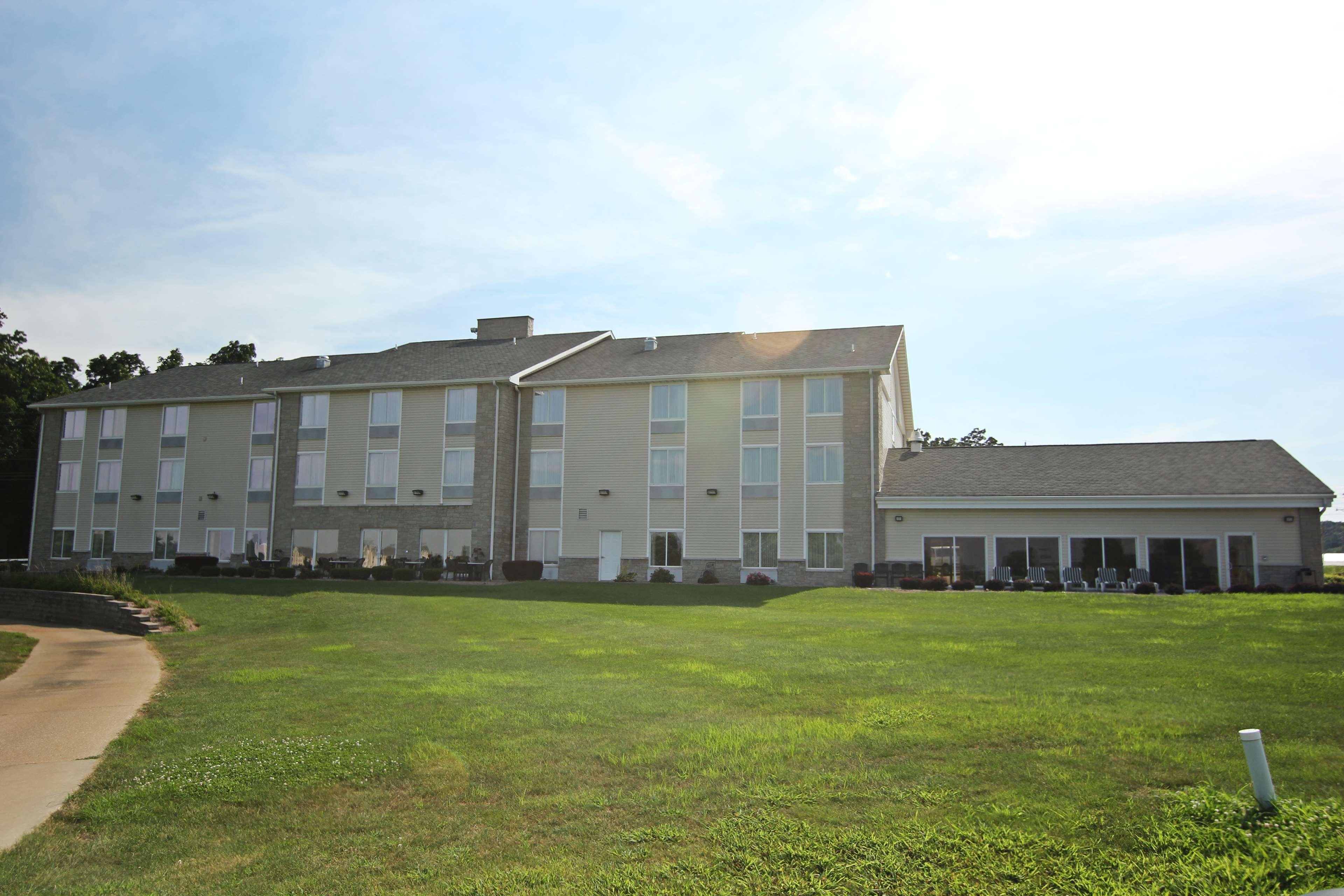 Vista Exterior Best Western l'Atelier 117