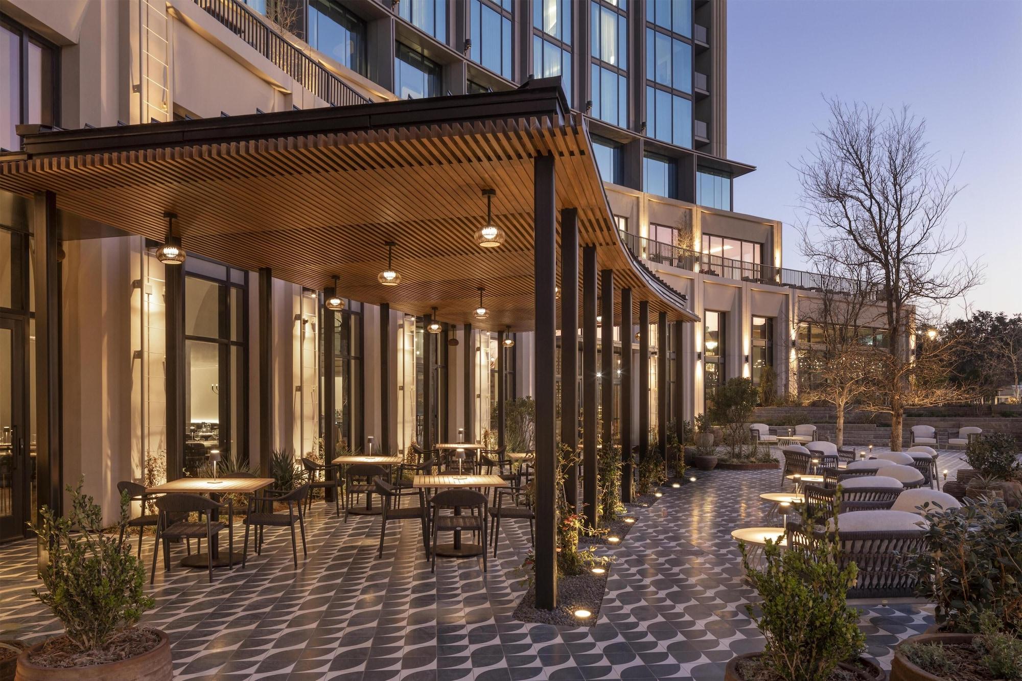Restaurant The Monarch San Antonio, Curio Collection By Hilton