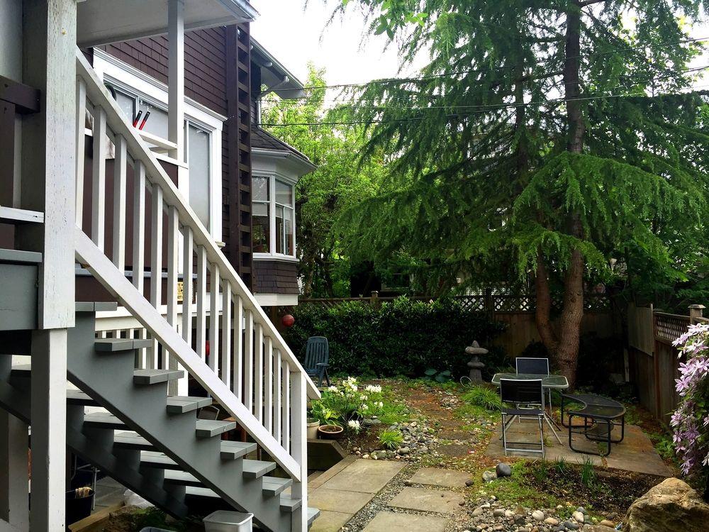 Varios Manor Guest House