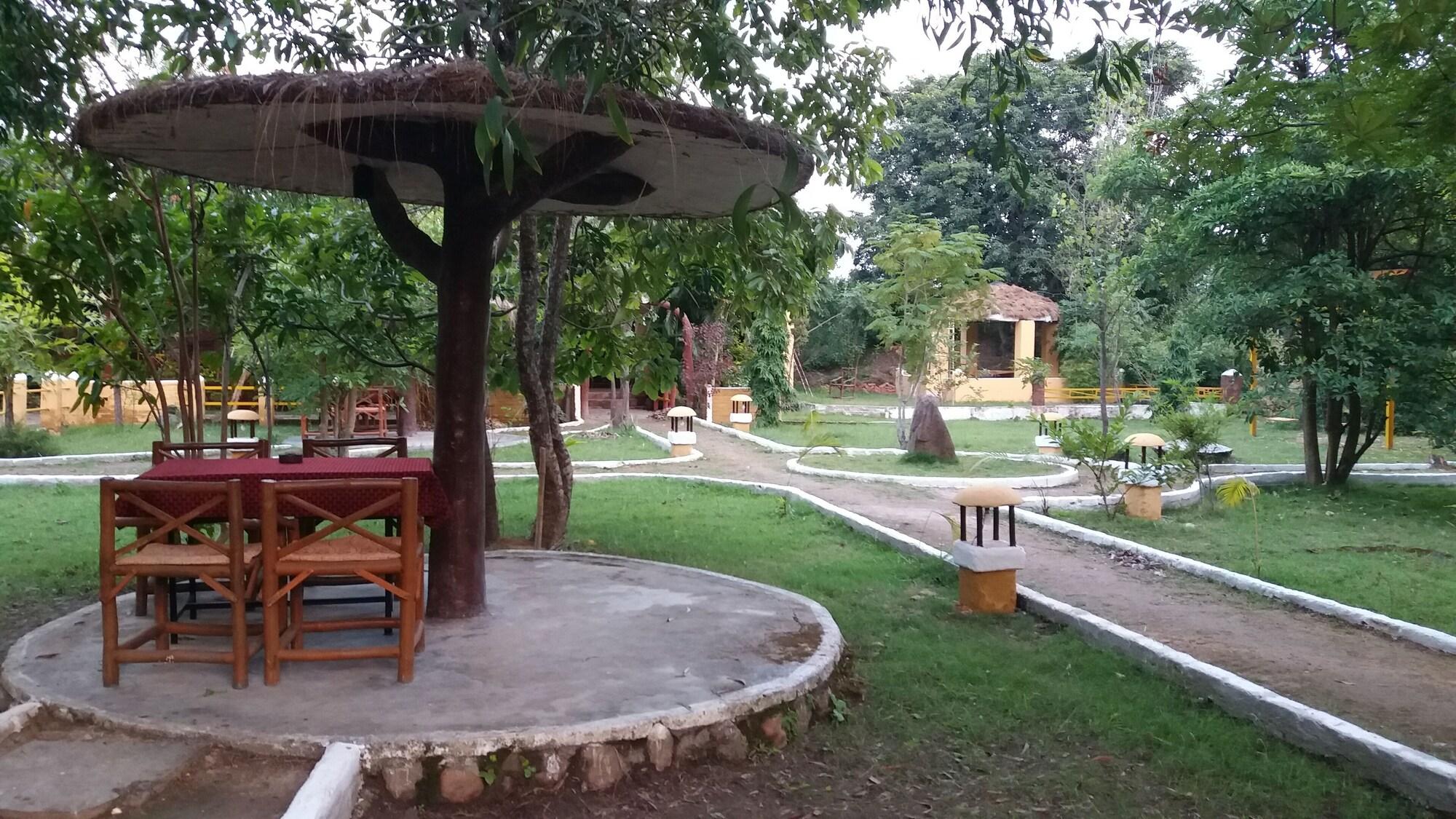 Vista Exterior Taal Tiger Retreat