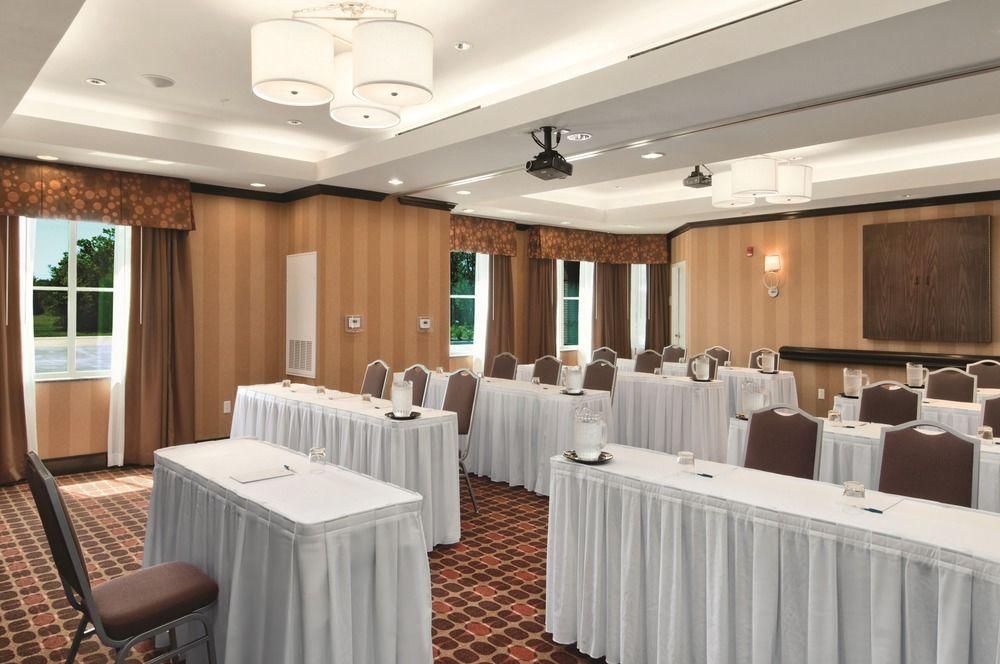 Sala de Reuniones Kompose Residences Houston Cy-Fair