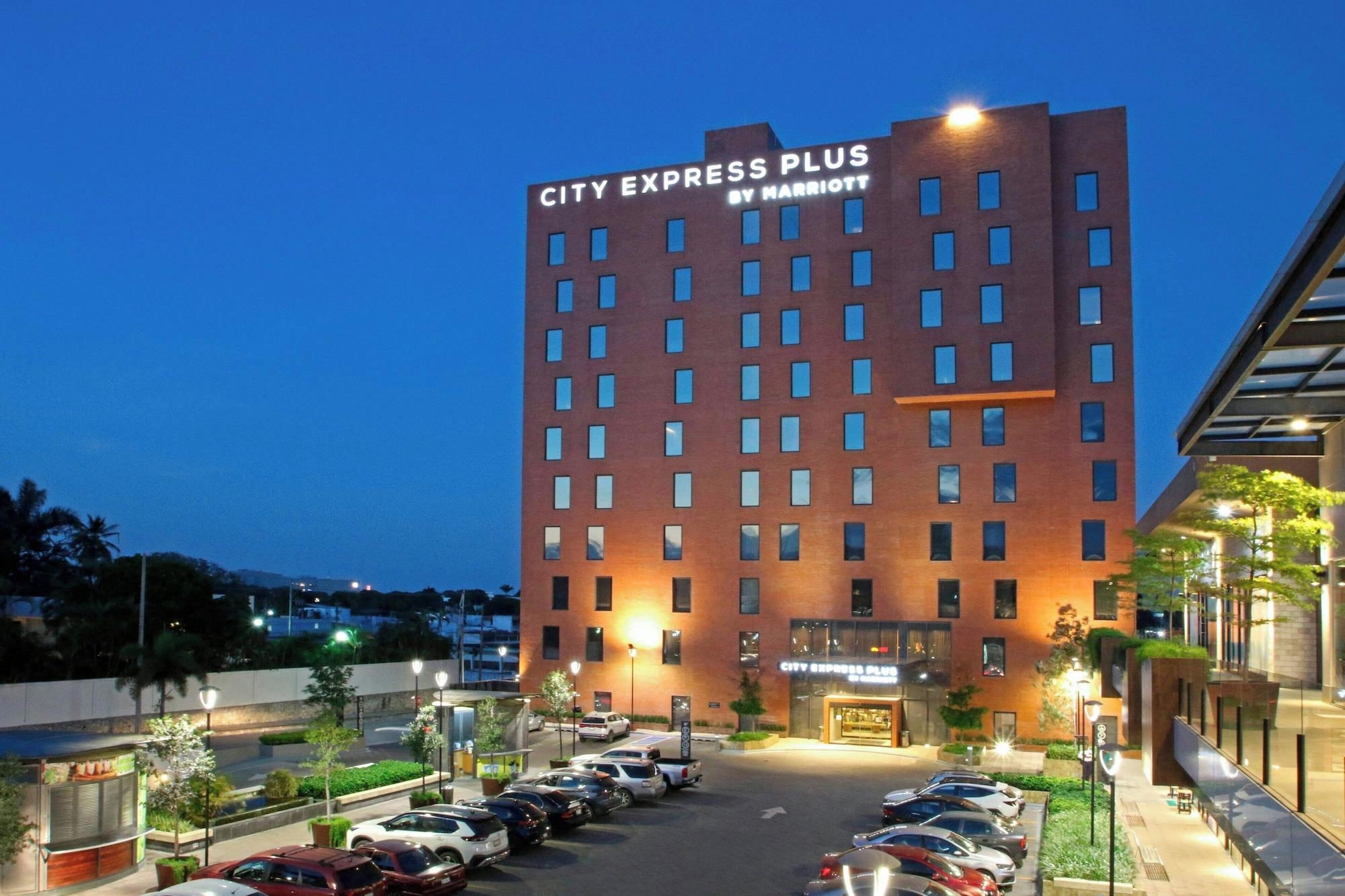 Vista Exterior City Express Plus by Marriott Tampico