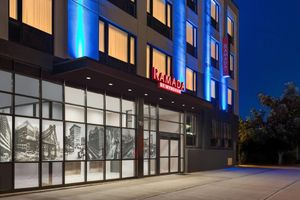 Alojamiento - Ramada By Wyndham Brooklyn Empire Blvd