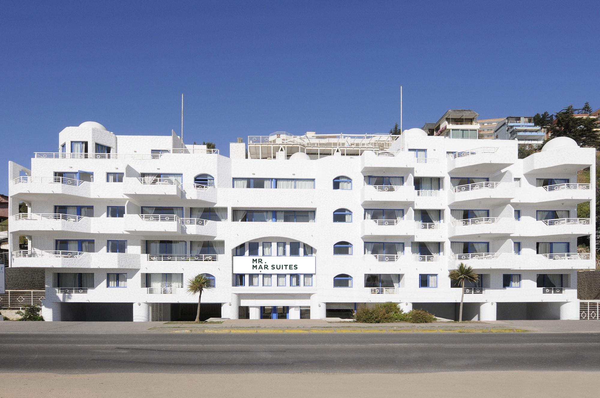 Vista da fachada MR Mar Suites