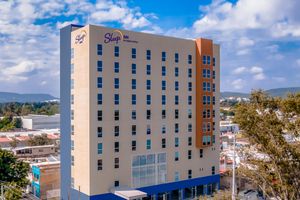 Alojamiento - Sleep Inn Guadalajara Galerias