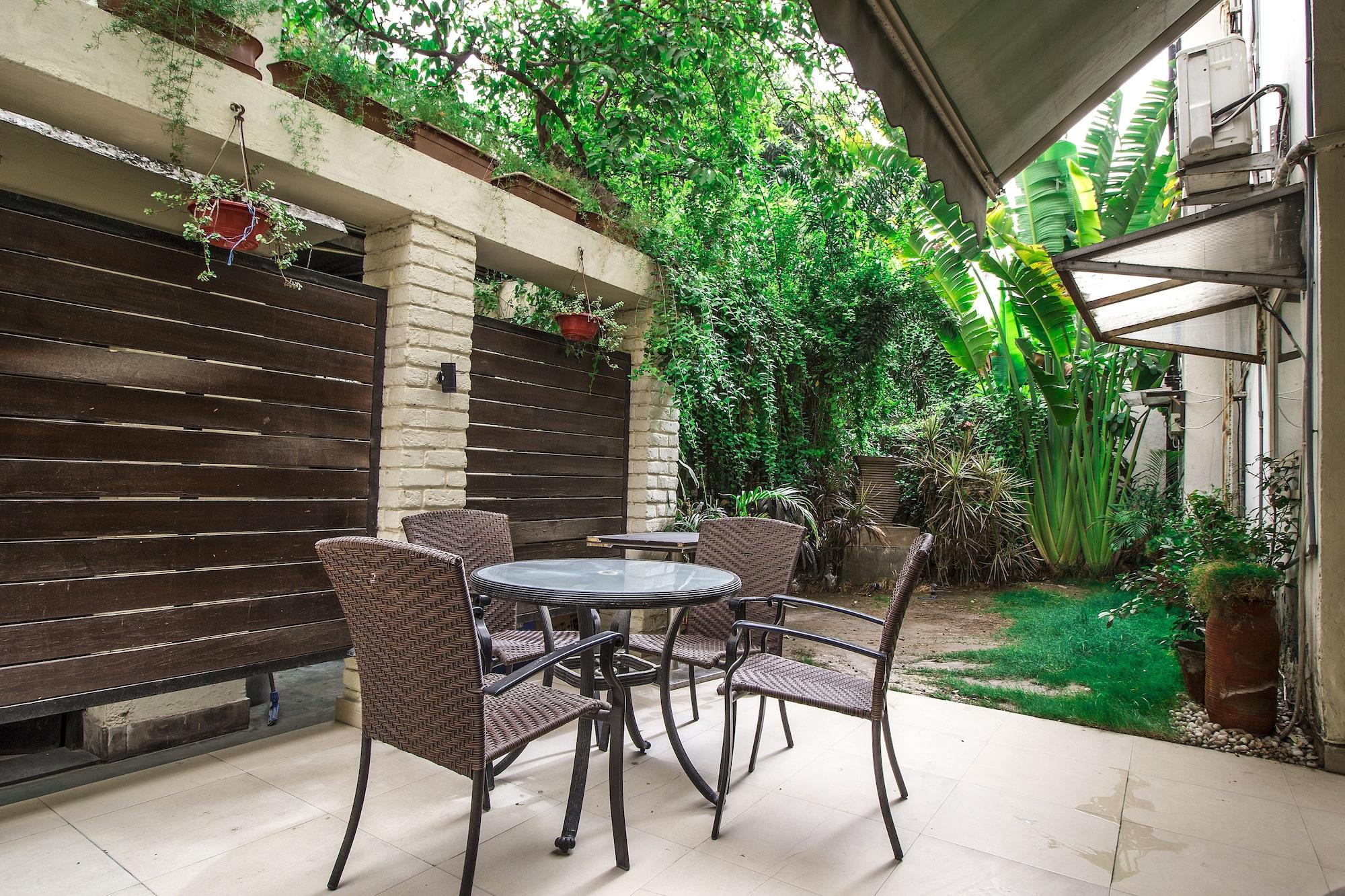 Restaurant FabHotel Prime Shervani