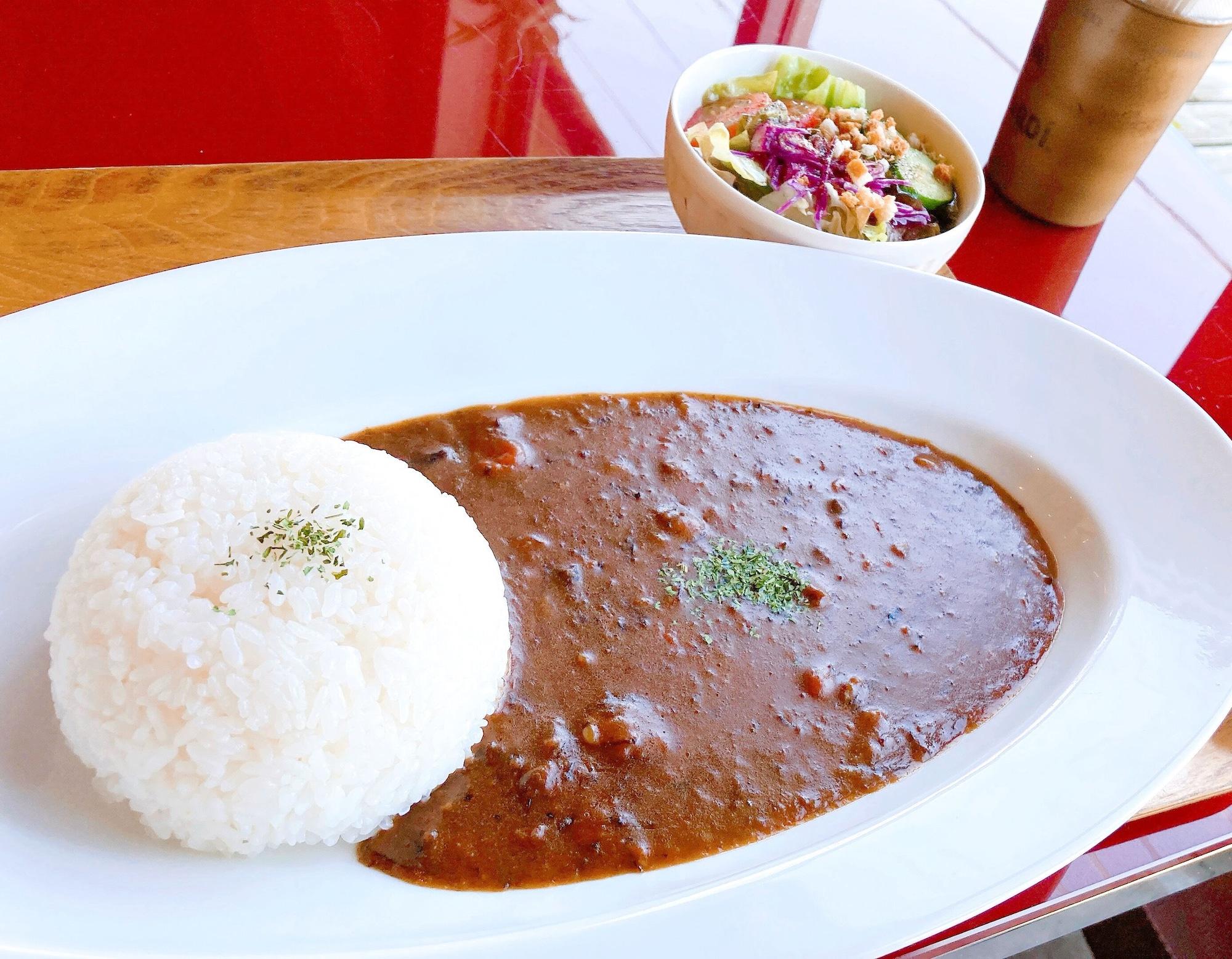 Restaurant Guesthouse & Beach Cafe Fuego, Hostel